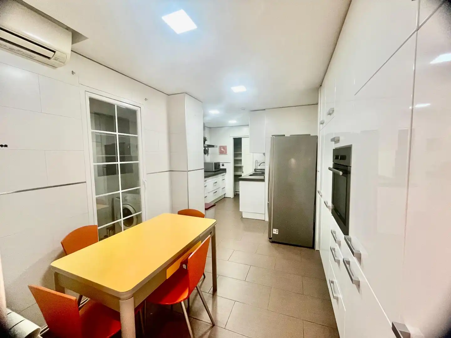 Kitchen of Flat for sale in Madrid  with Air Conditioner, Heating and Private garden