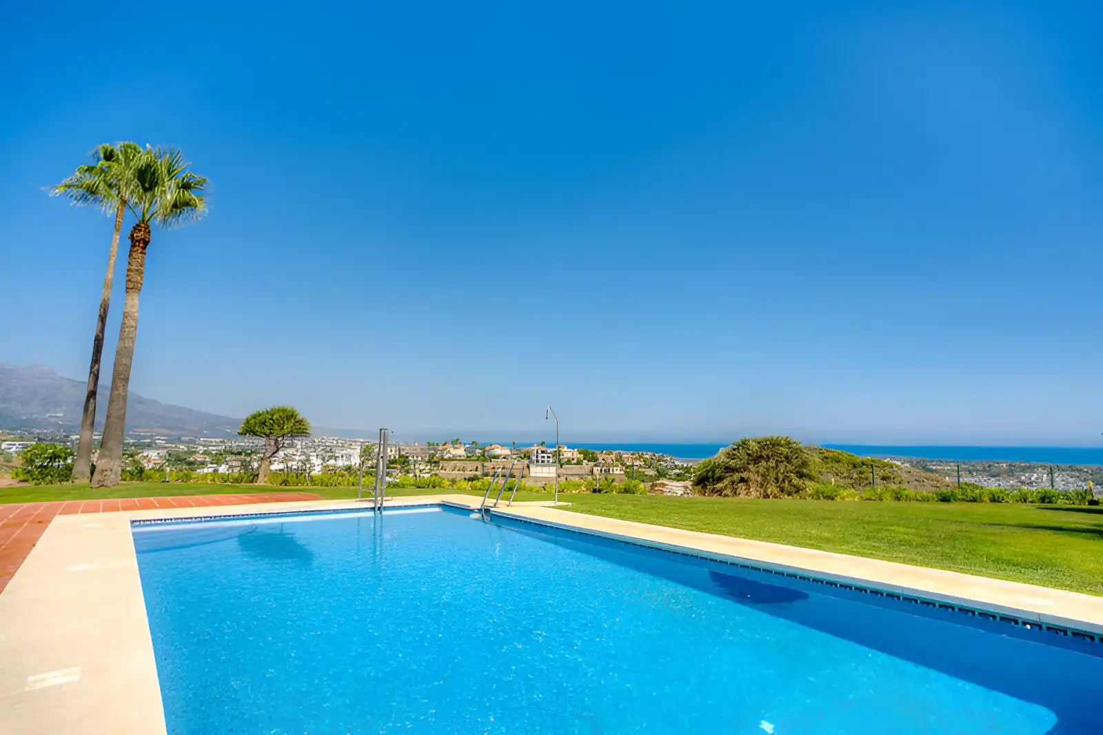 Casa a schiera con piscina in vendita a Benahavís pueblo, imagen 6