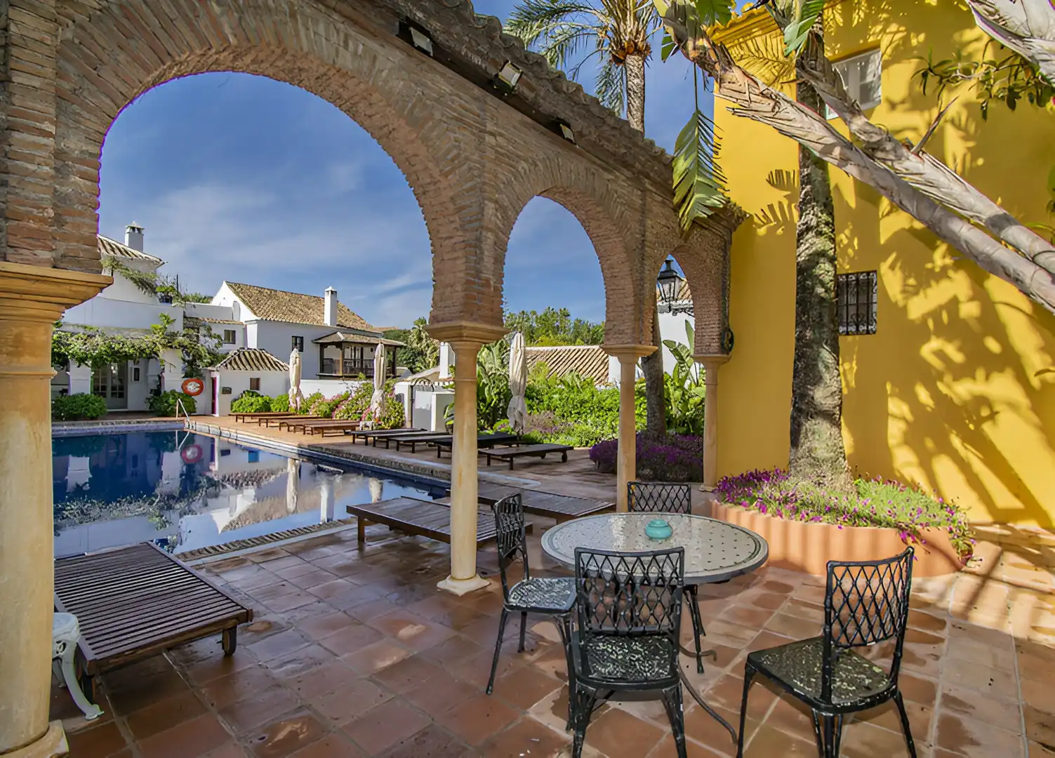 Adosado con piscina en venta en Milla de Oro, imagen 3