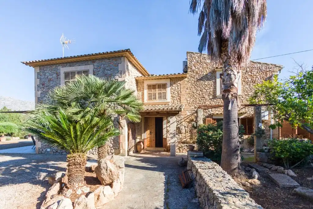 Vista exterior de Finca rústica en venta en Pollença con Jardín privado, Terraza y Piscina