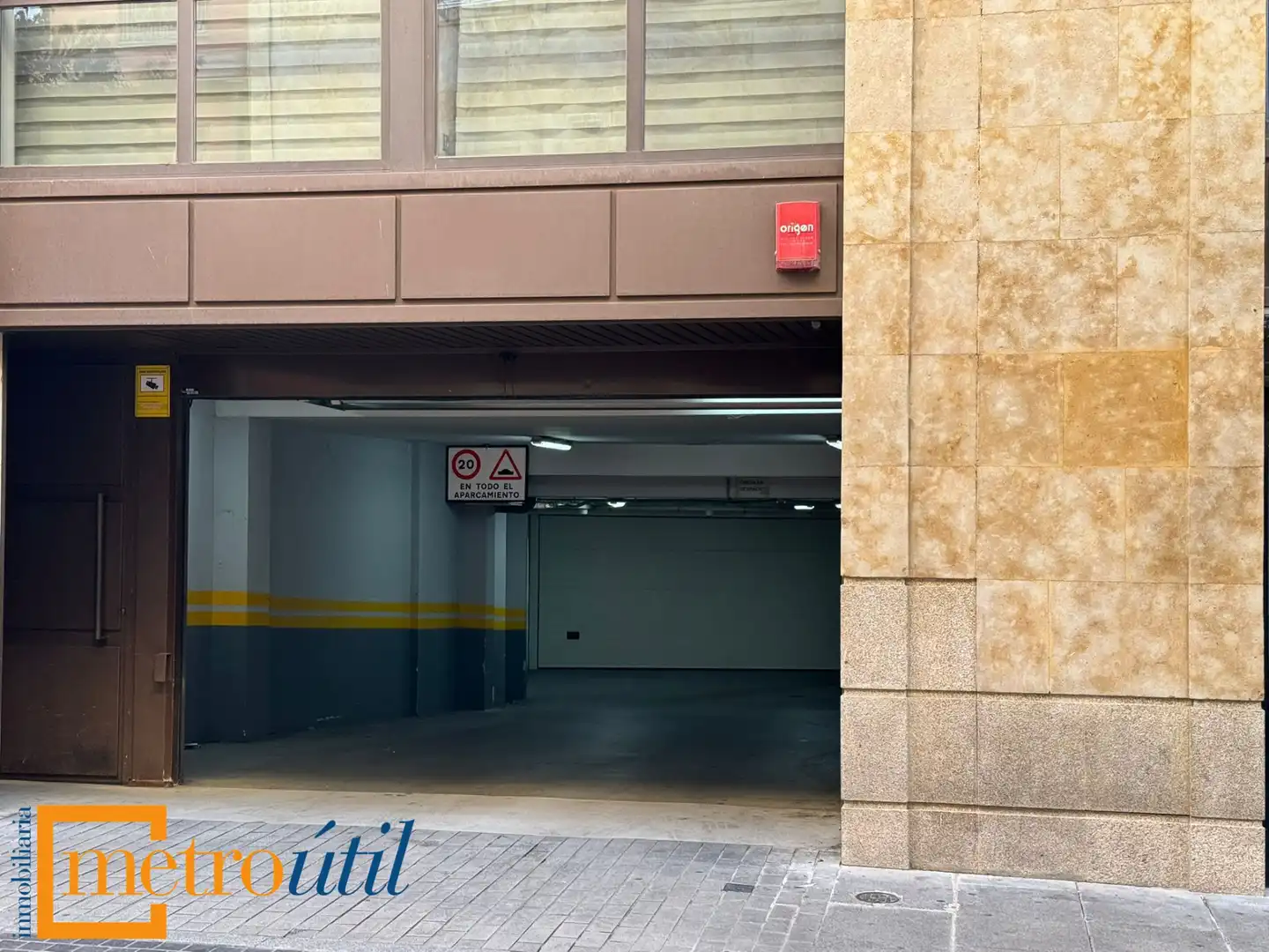 Individual amb ascensor en venda a Centro