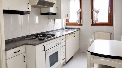 Foto 3 de Apartament en venda a Lugones, Siero