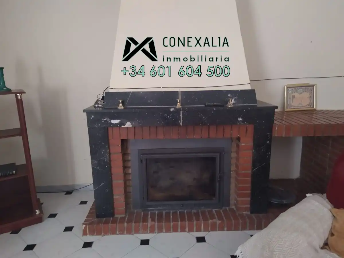 Jardín de Piso en venta en Olvera con Terraza y Balcón