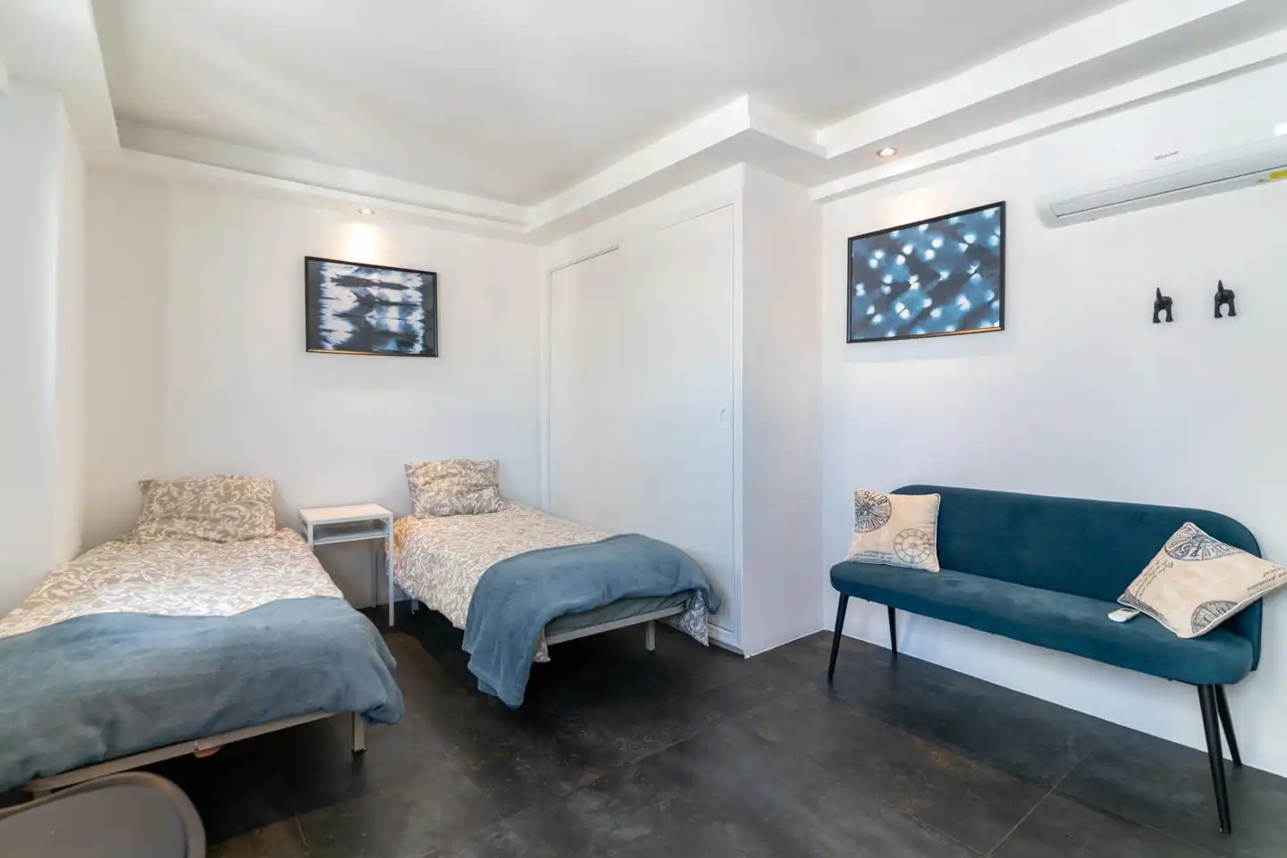 Schlafzimmer von Wohnung zum Verkauf in Santa Pola mit Klimaanlage und Terrasse