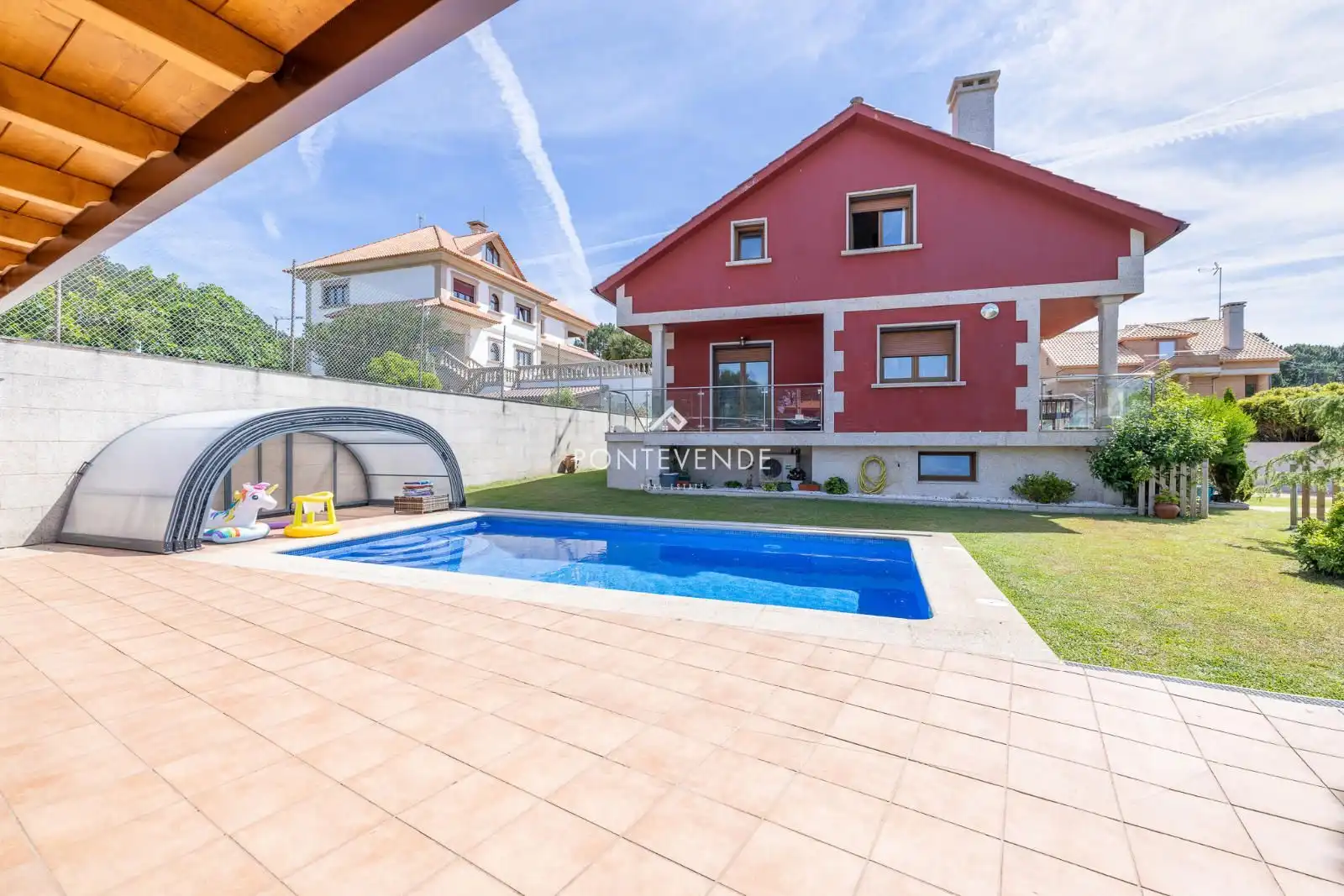 Piscina de Casa o xalet en venda en A Guarda   amb Calefacció, Terrassa i Piscina