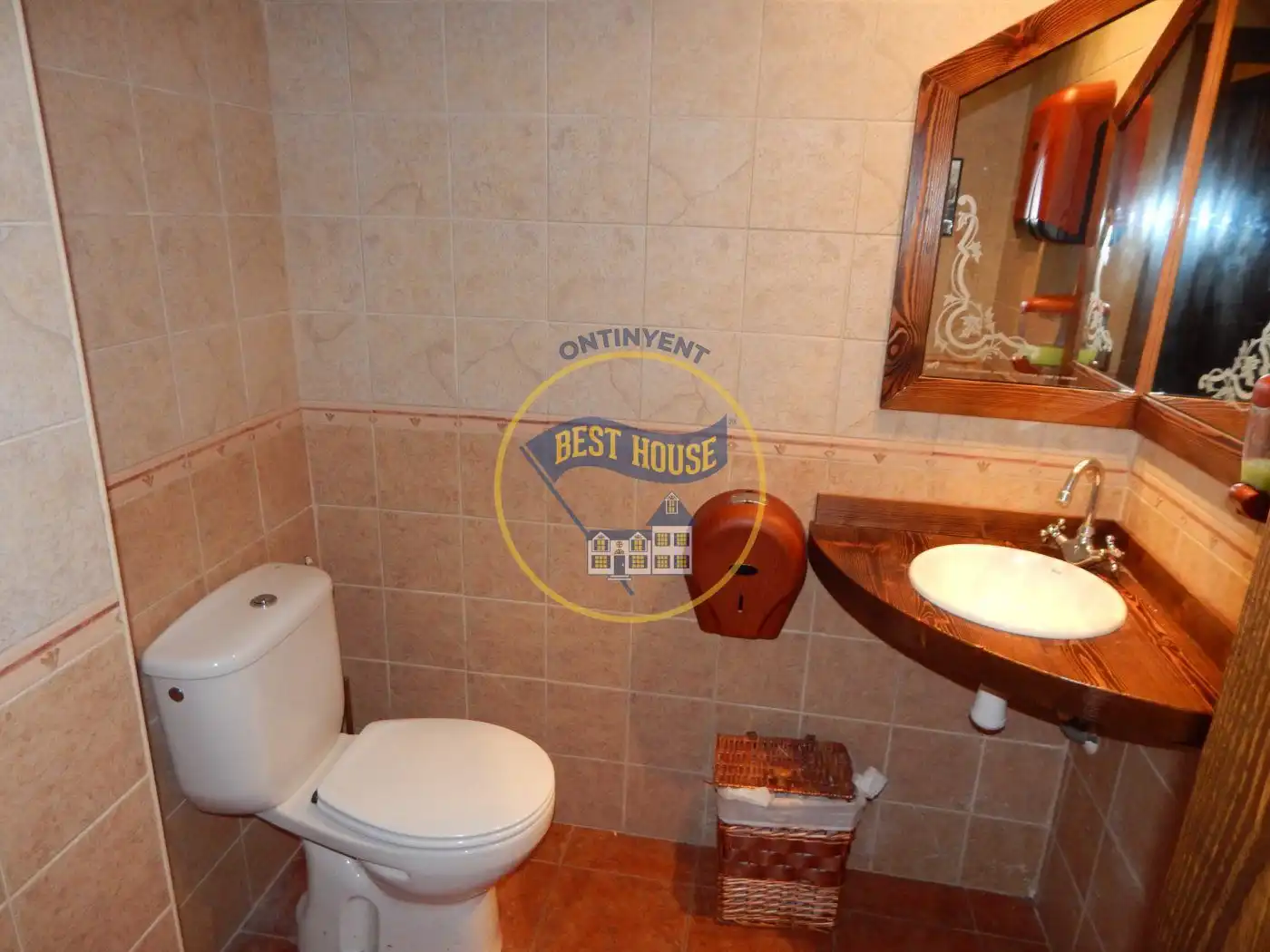 Baño de Nave industrial en venta en Bocairent