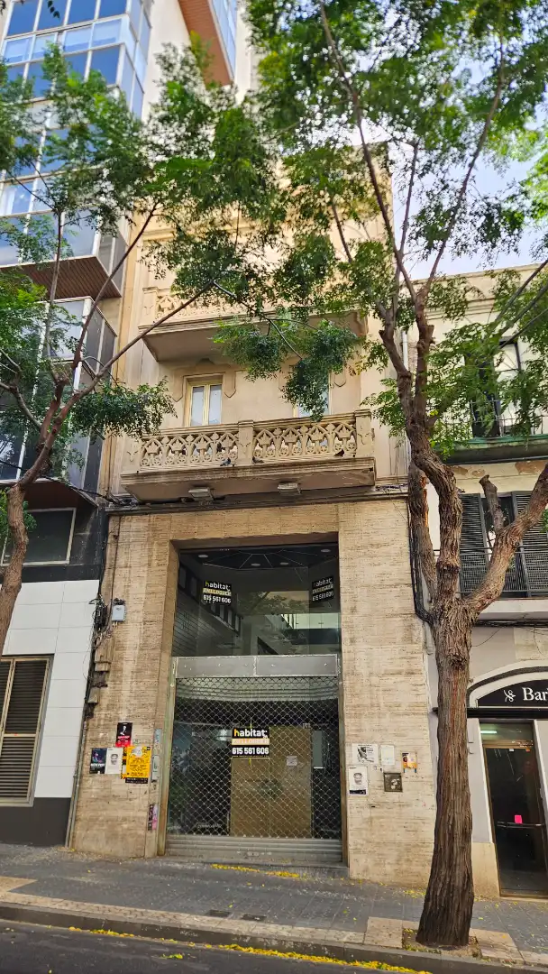 Local commercial à louer à Carrer de Cristòfor Colom 1, imagen 41