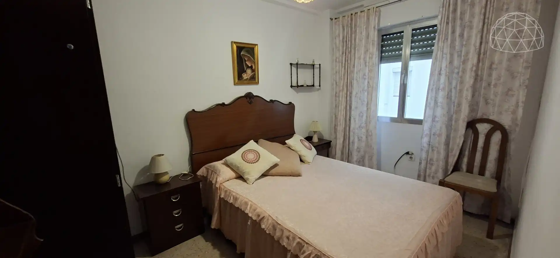 Schlafzimmer von Wohnung zum Verkauf in Sevilla mit Möbliert
