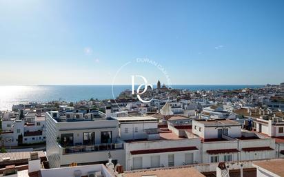 Außenansicht von Wohnung zum verkauf in Sitges mit Heizung, Terrasse und Balkon