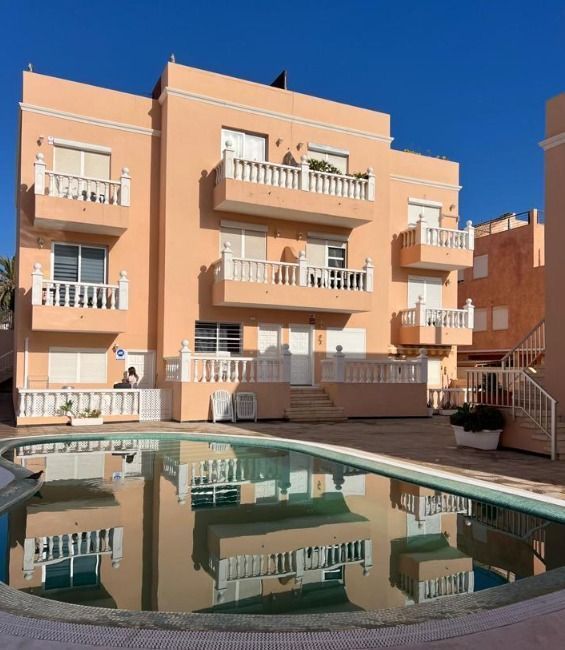 Flat for sale in Costa del Silencio