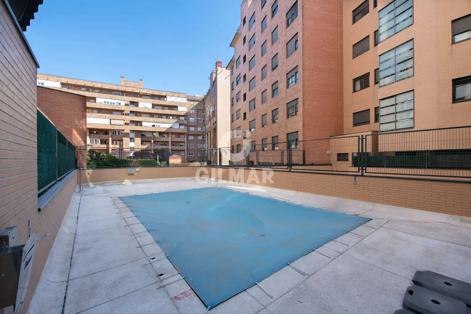 Swimming pool of Flat for sale in Madrid  with Heating, Private garden and Storage room