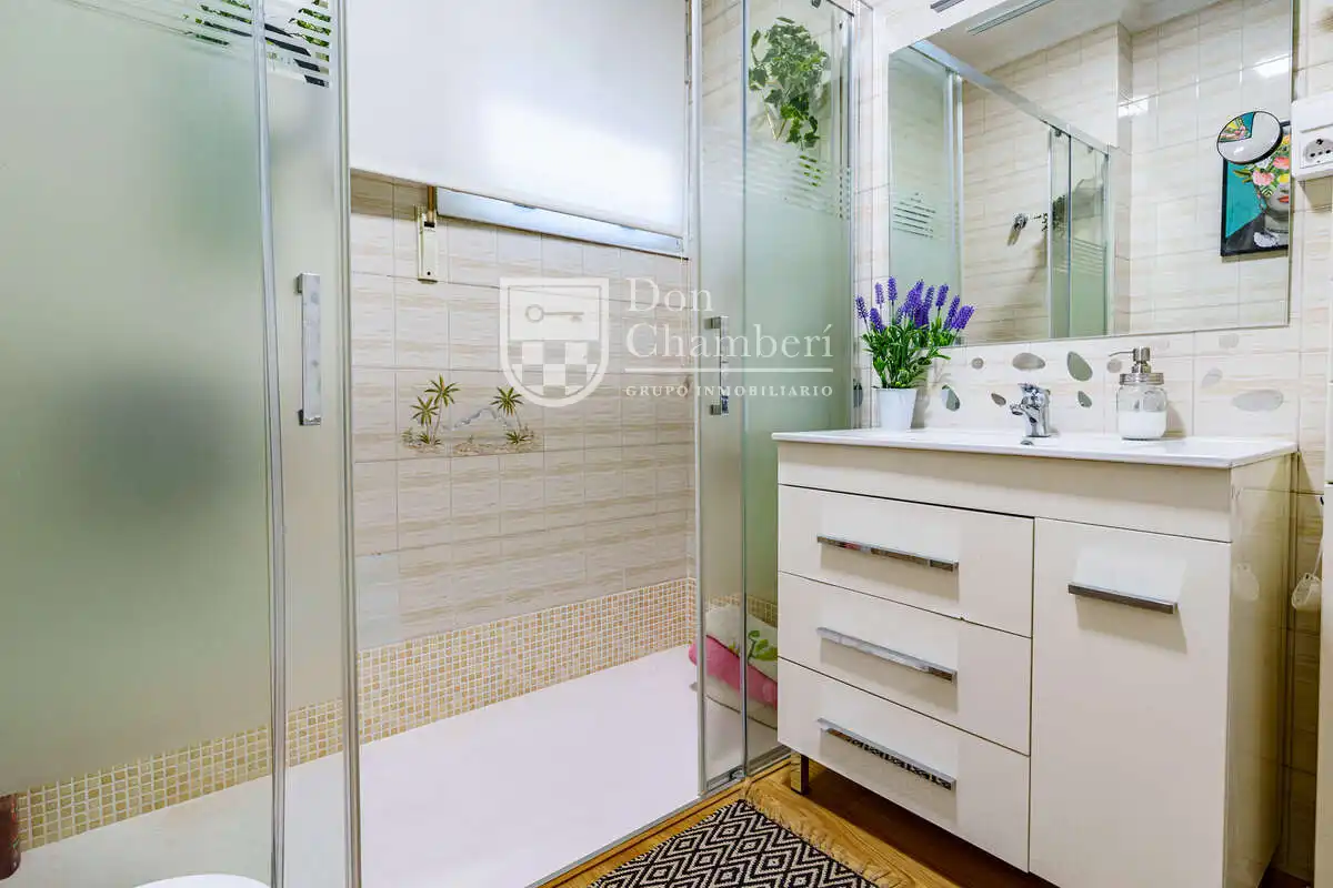 Bathroom of Houses for sale in Aranjuez  with Heating, Private garden and Terrace