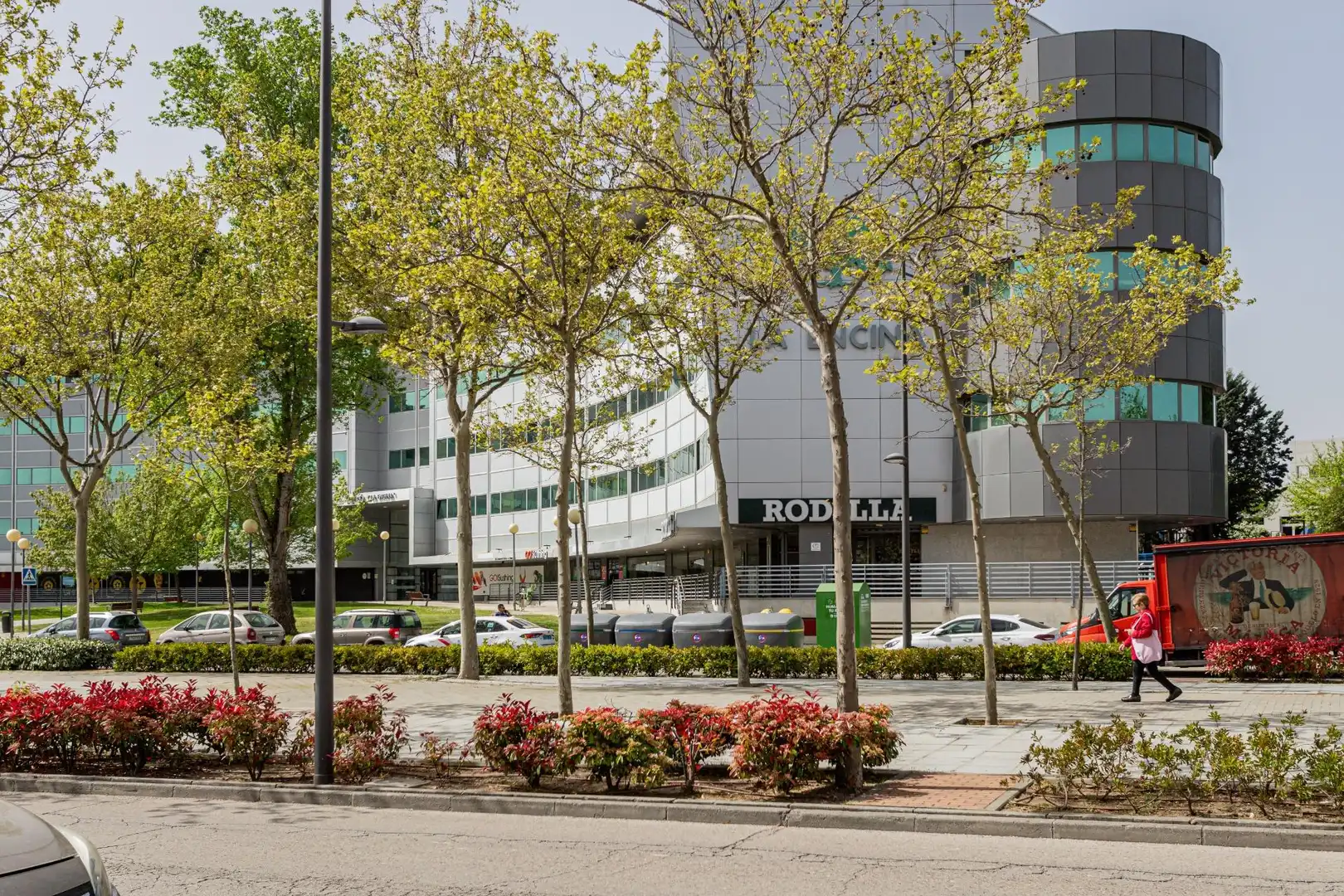 Vista exterior de Casa adosada en venta en Tres Cantos con Calefacción, Jardín privado y Terraza
