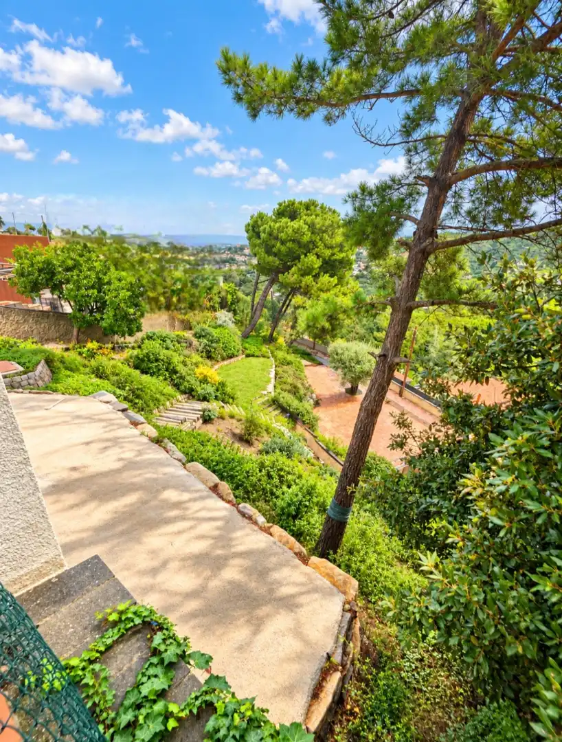 Casa amb jardí en venda a Sant Fost de Campsentelles, imagen 9