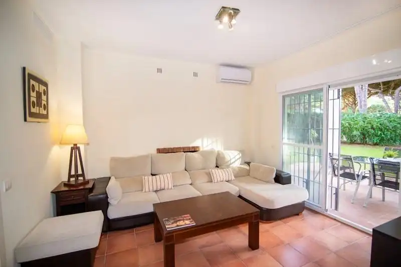 Sala de estar de Casa o chalet en venta en Chiclana de la Frontera con Aire acondicionado, Jardín privado y Trastero