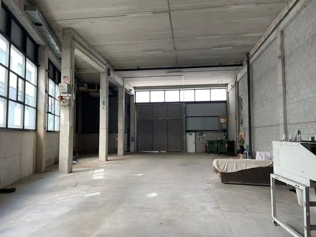 Nave industrial de alquiler en Donostia - San Sebastián 