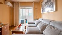 Living room of Flat for sale in  Madrid Capital  with Air Conditioner, Heating and Terrace