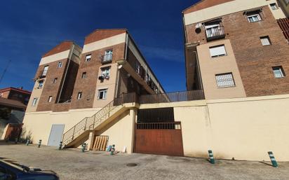 Exterior view of Planta baja for sale in Azuqueca de Henares