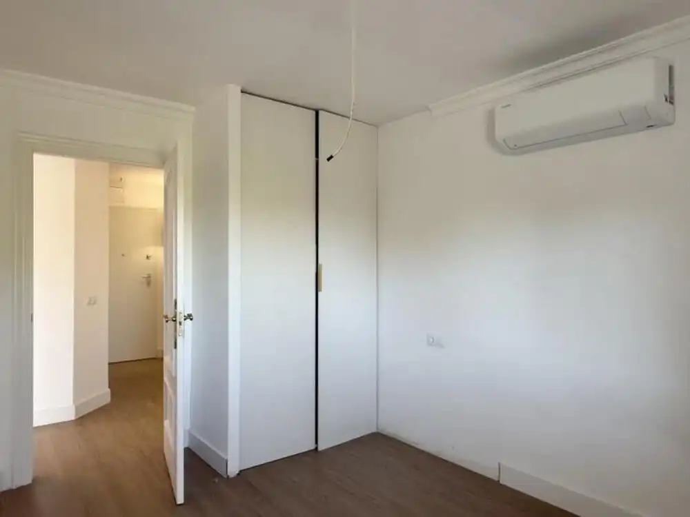 Bedroom of Apartments for sale in Estepona  with Air Conditioner, Terrace and Swimming Pool