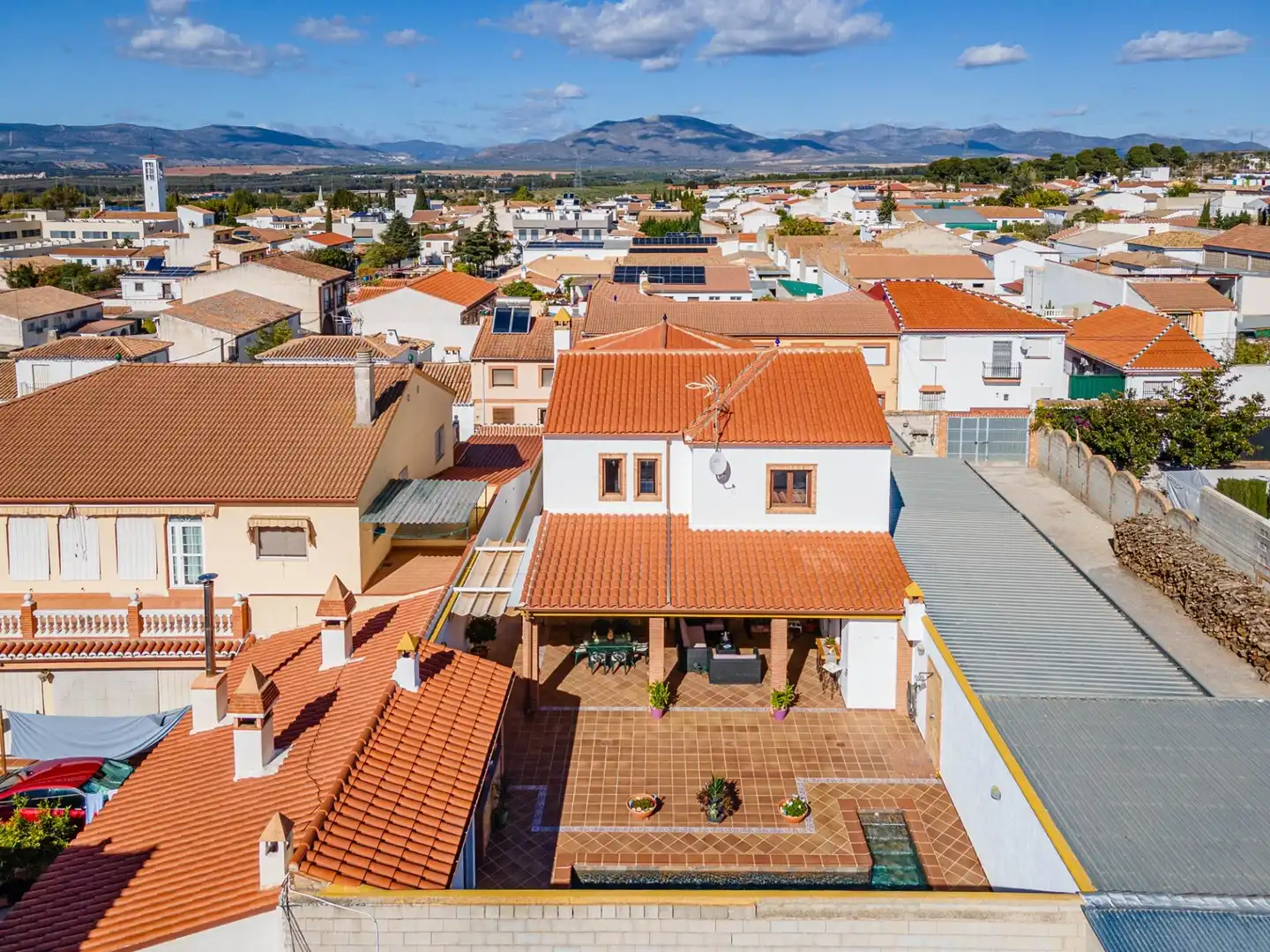 Vista exterior de Casa o chalet en venta en Albolote con Aire acondicionado, Calefacción y Terraza