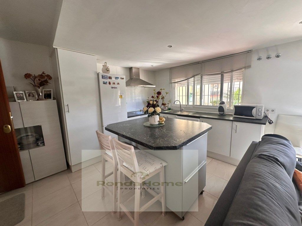 Piso en venta en Calle Ceuta, 8, Castillo Sohail - Myramar