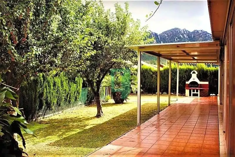 Jardín de Casa o chalet en venta en Ayegui / Aiegi con Jardín privado