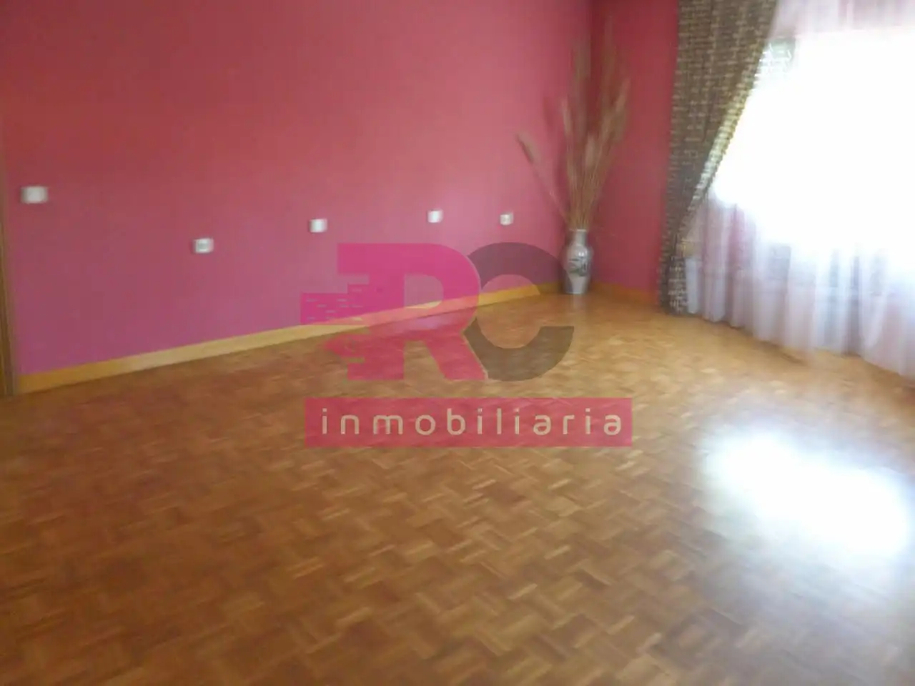 Sala de estar de Casa o chalet en venta en Castellanos de Villiquera con Calefacción, Jardín privado y Piscina