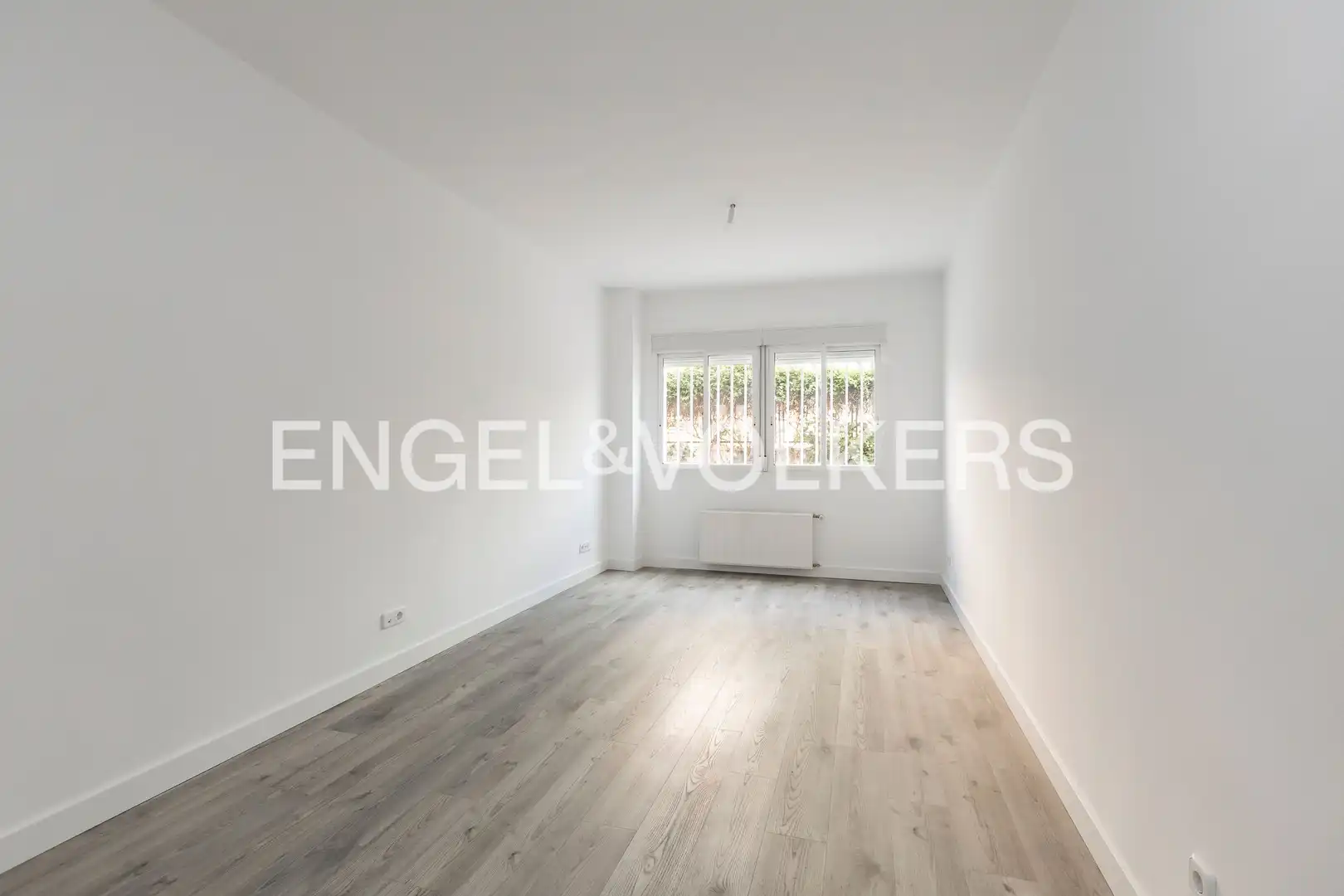 Sala de estar de Piso en venta en Alcobendas con Calefacción, Trastero y Piscina