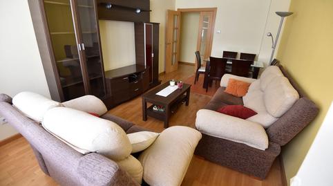 Foto 2 de Pis de lloguer a Justiniano, El Soto, León Capital