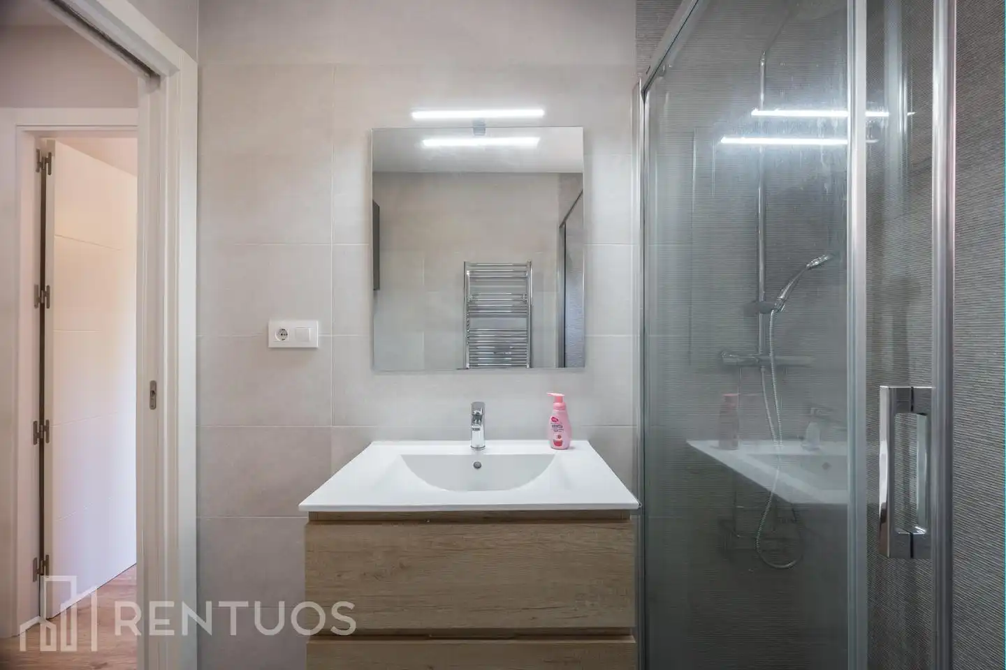 Flat with lift to rent in Calle de Valdevarnes, imagen 20