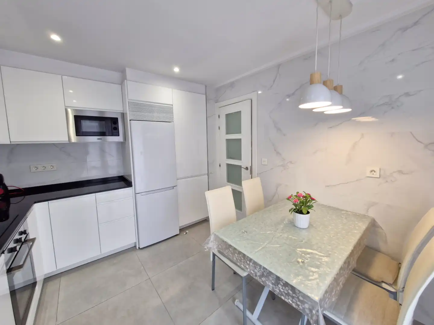 Kitchen of Flat for rent in Bilbao   with Heating, Furnished and Oven