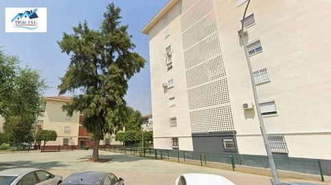 Foto 2 de Piso en venta en Fernando Corral Corachan, Parque Alcosa, Sevilla Capital