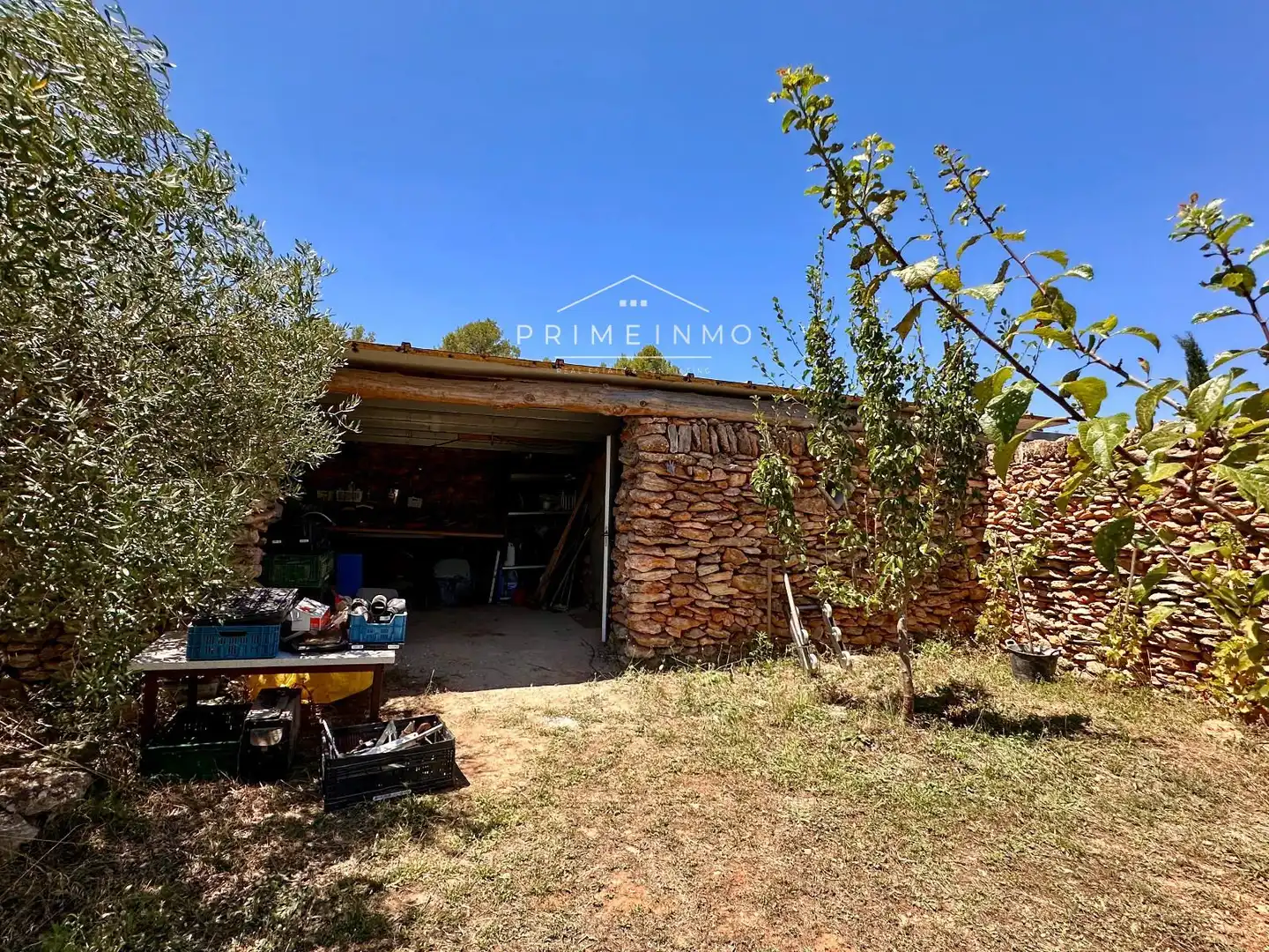 Jardí de Finca rústica en venda en El Perelló amb Terrassa, Traster i Piscina