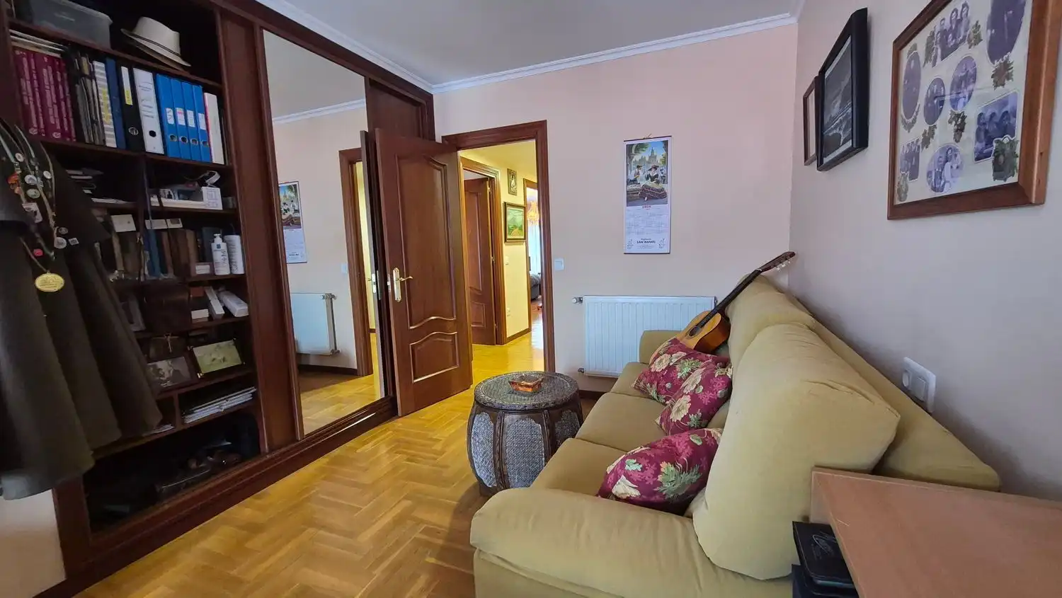 Wohnzimmer von Wohnung zum Verkauf in Villaviciosa mit Heizung, Abstellraum und Schwimmbad