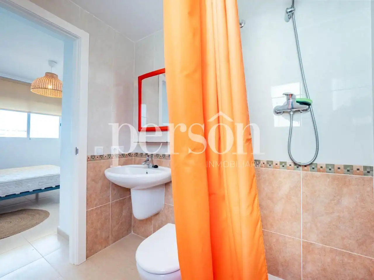 Badezimmer von Wohnung zum Verkauf in Moncofa mit Klimaanlage, Heizung und Terrasse