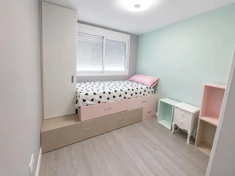 Habitación de Ático en venta en Estepona con Aire acondicionado, Calefacción y Terraza