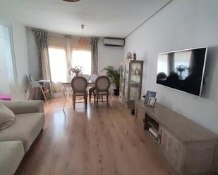 Living room of Single-family semi-detached for sale in Algeciras