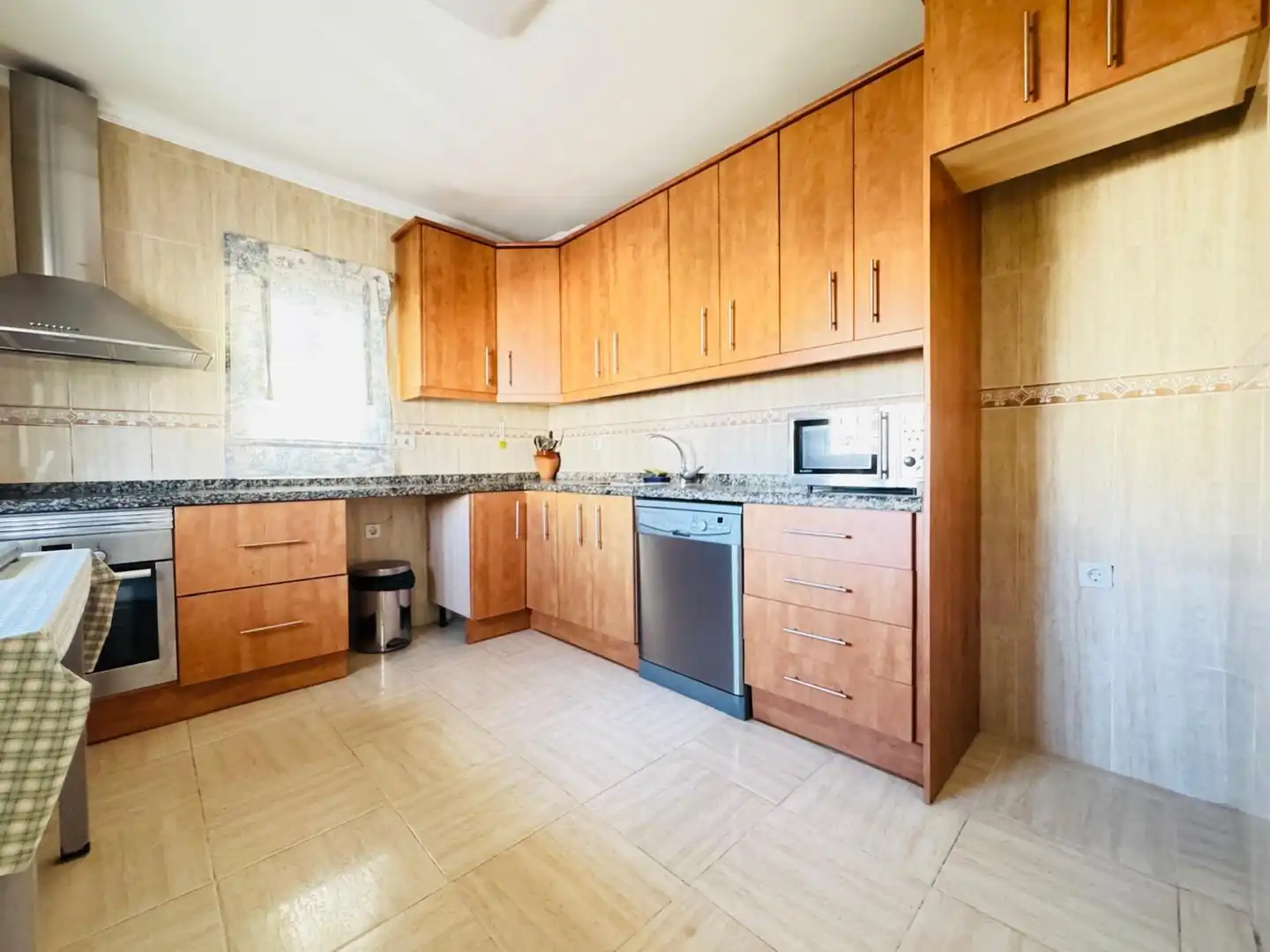 Kitchen of Houses for sale in Algeciras  with Storage room