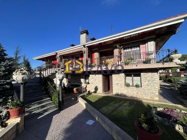 Xalet amb balcó en venda a Valle de Mena