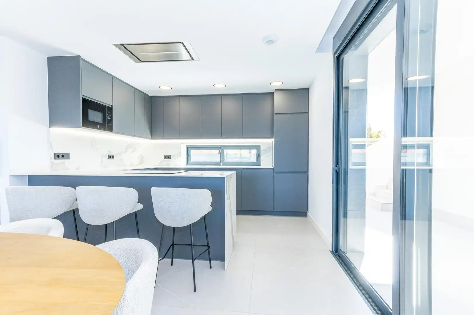 Chalet con terraza en venta en Avenida Asociación Víctimas del Terrorismo, imagen 16