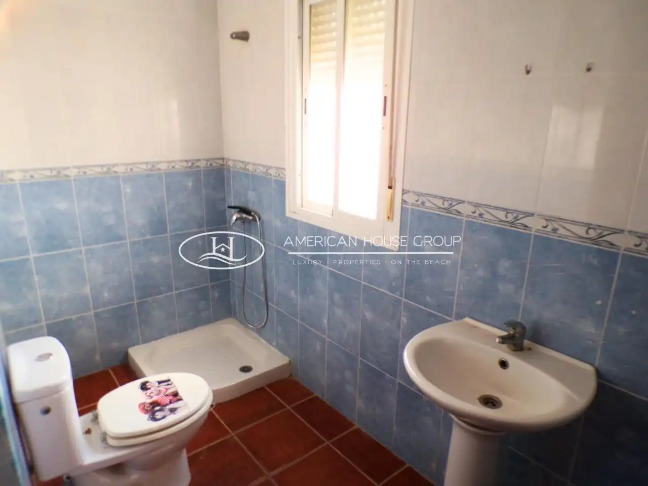 Bany de Casa o xalet en venda en Chiclana de la Frontera amb Jardí privat