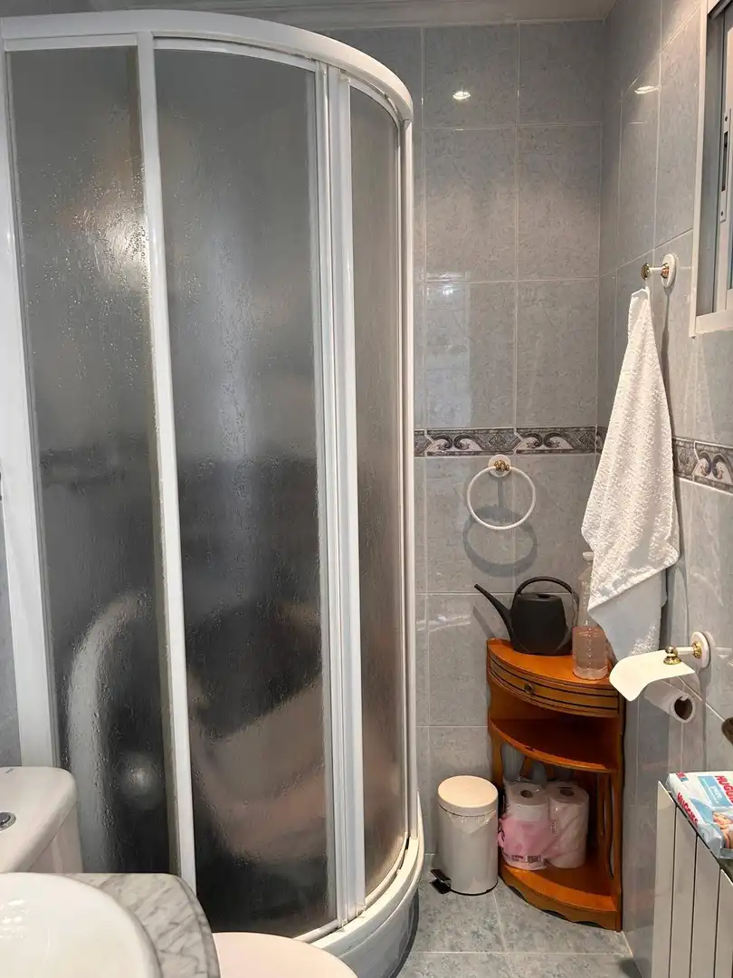 Baño de Piso en venta en Madrid con Calefacción y Terraza