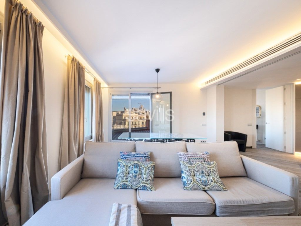 Living room of Attic for sale in  Barcelona Capital