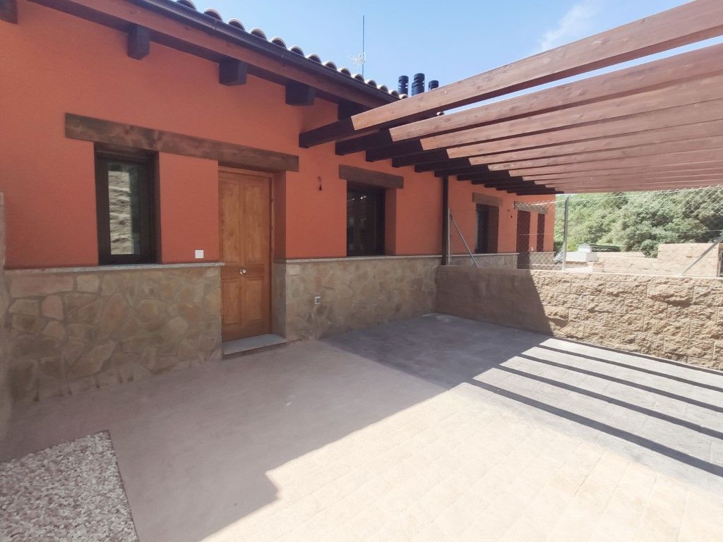 Vista exterior de Casa o xalet en venda en La Puebla de Castro