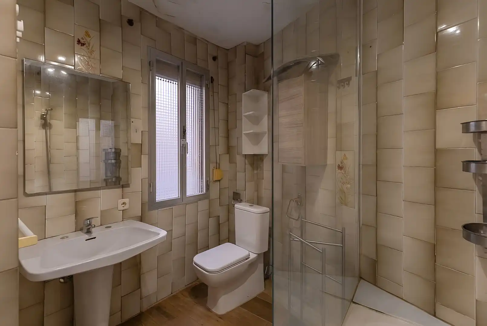 Baño de Piso en venta en Madrid con Calefacción