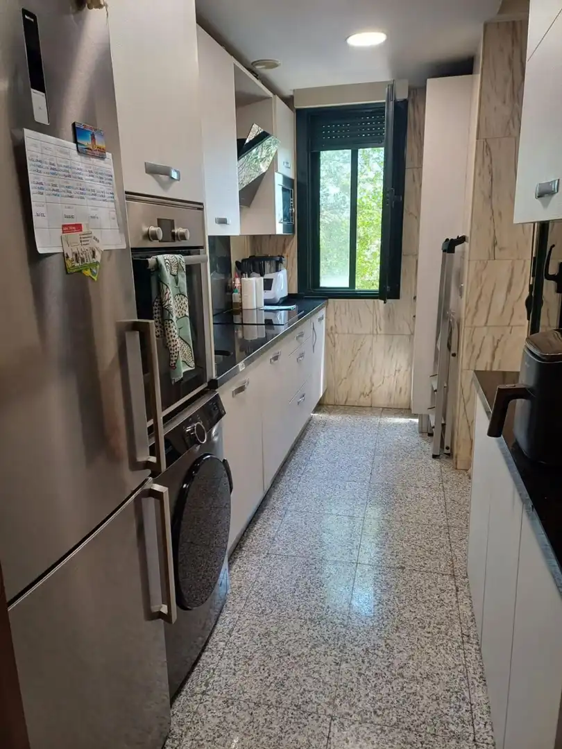 Küche von Wohnung zum Verkauf in Salamanca mit Abstellraum