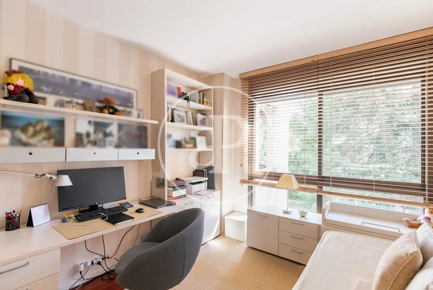 Piso en venta en Barcelona con Aire acondicionado, Calefacción y Jardín privado