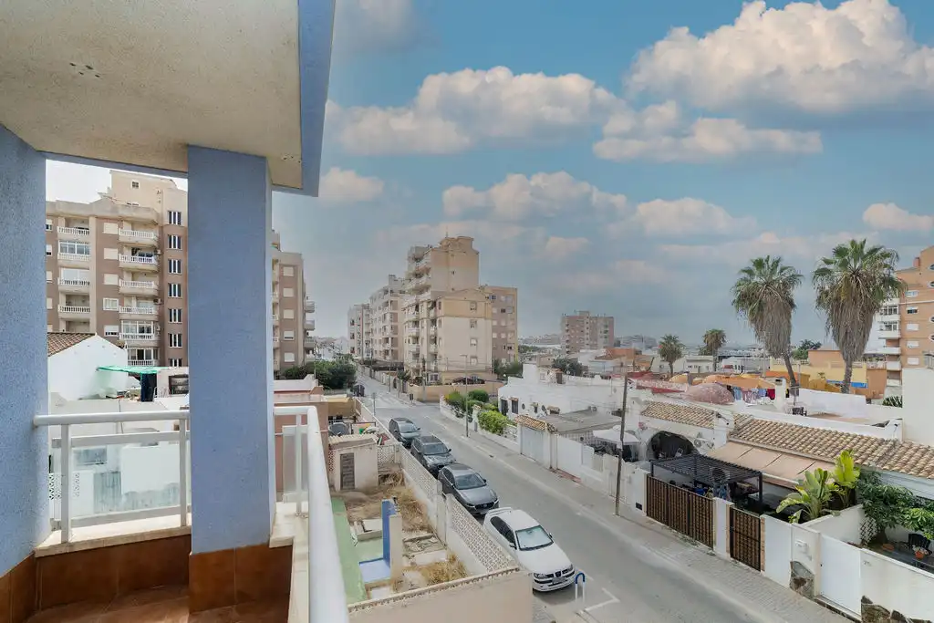 Vista exterior de Pis en venda en Nueva Torrevieja - Aguas Nuevas