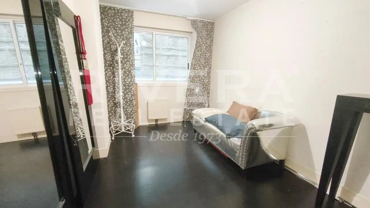 Bedroom of Flat for sale in Vigo   with Heating