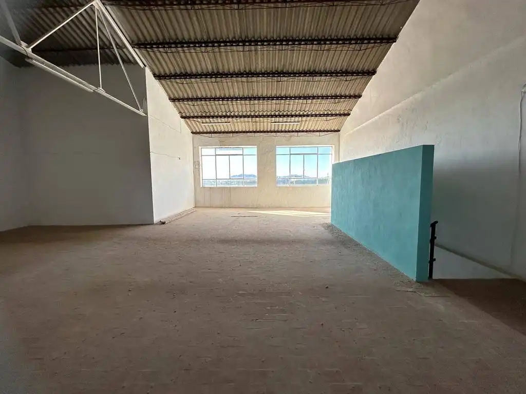 Nau industrial en venda a Crevillent, imagen 2